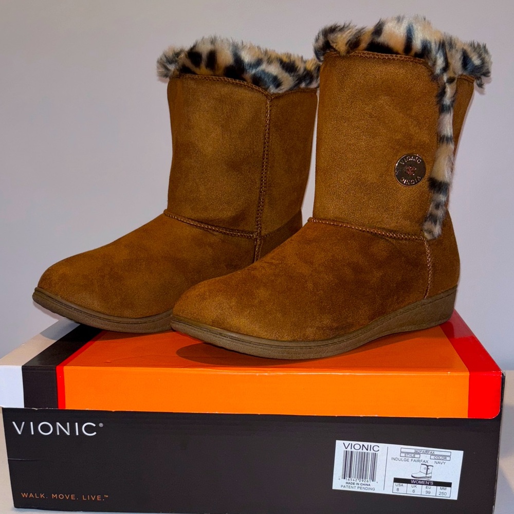 Vionic Brown Ankle Boots with Faux Fur Trim